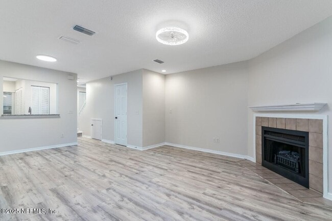 Building Photo - 1503 Marsh Cove Ln