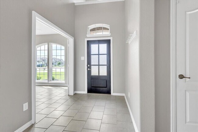 Building Photo - 306 Merlot Dr