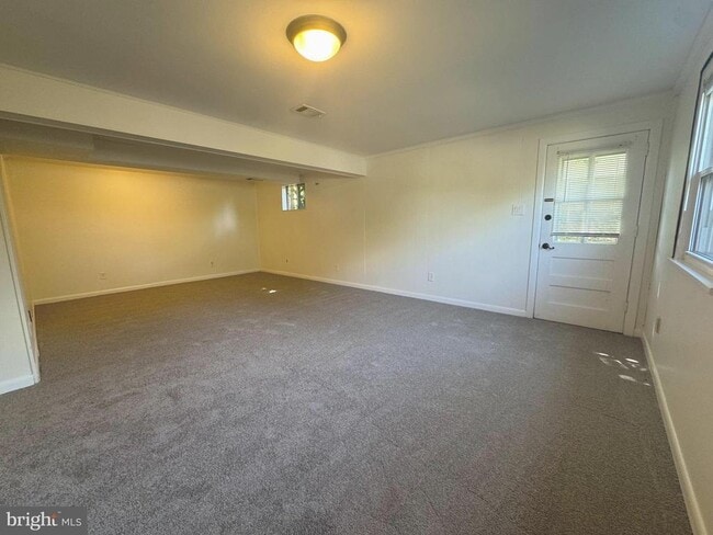 Building Photo - 4611 Eaton Pl
