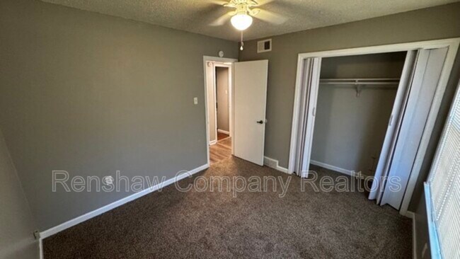 Building Photo - 5755 Heartwood Dr