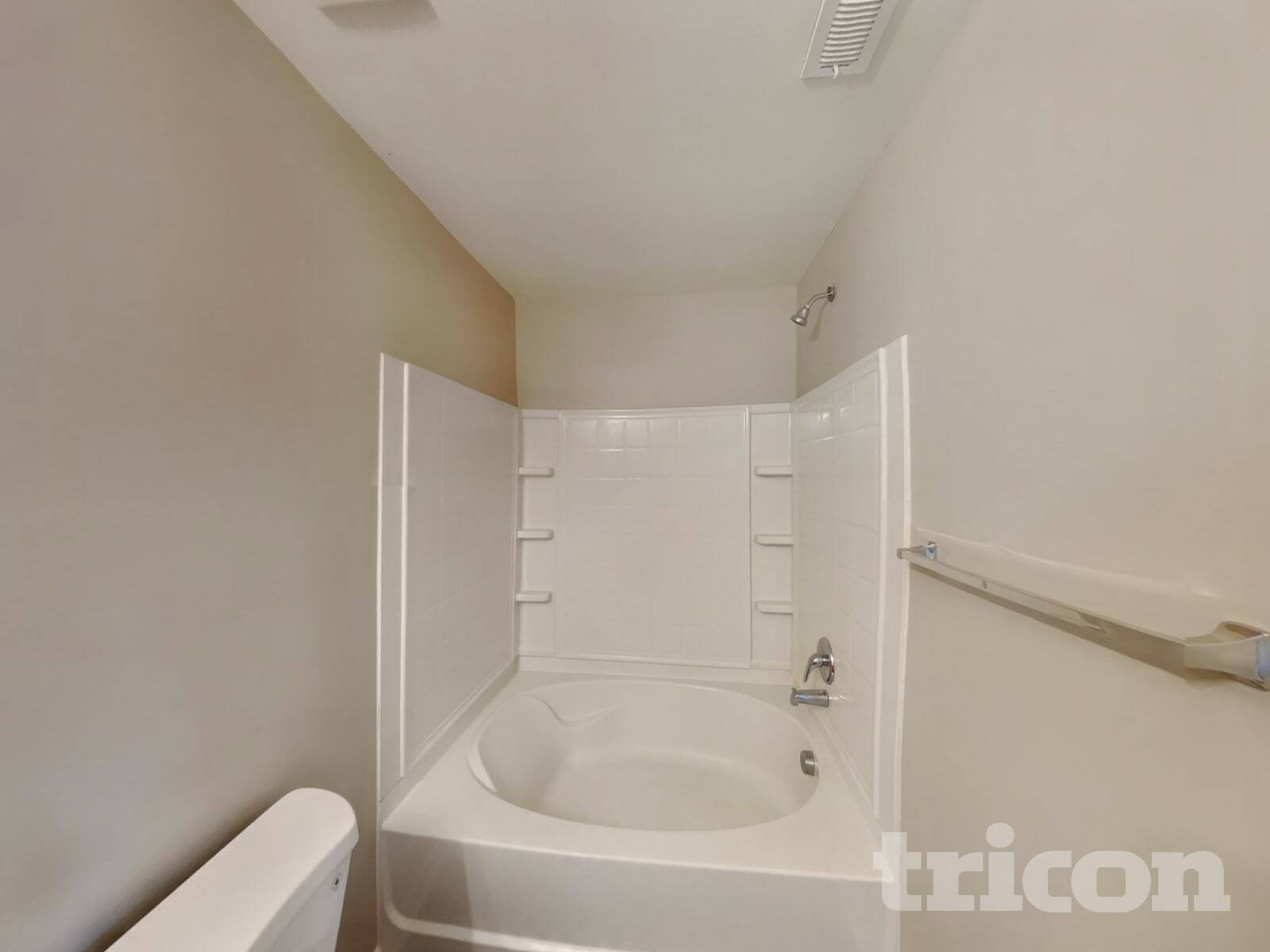 Building Photo - 1505 Hamilton Hills Dr