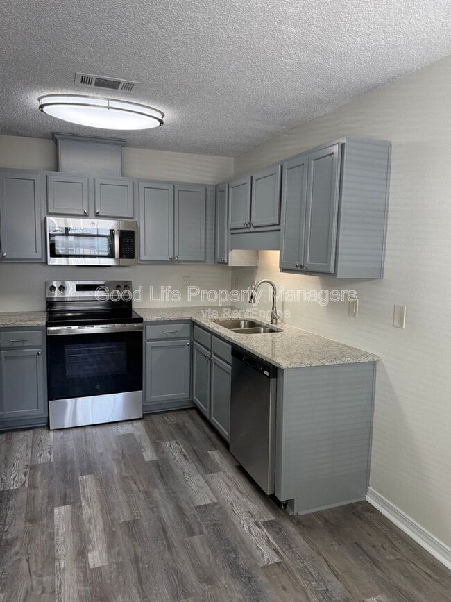 Building Photo - 9980 Bowman Ave