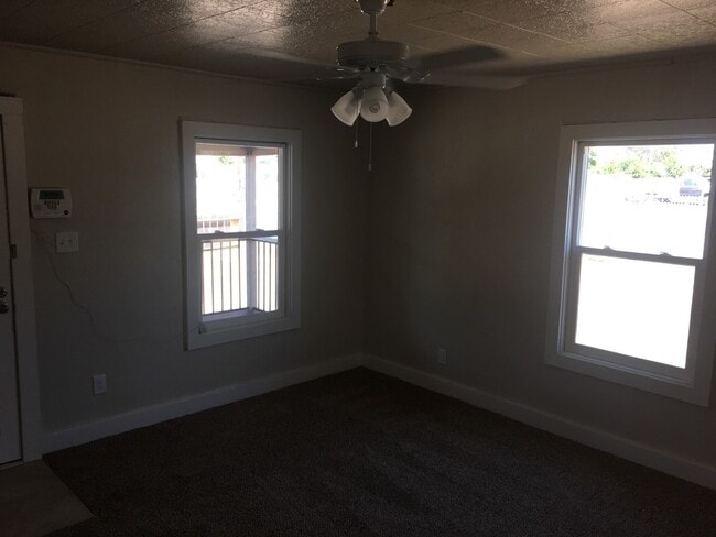 Building Photo - Available Soon! WITH HVAC