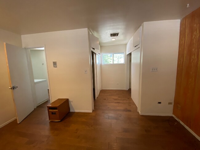 Building Photo - 293 Forest Trail