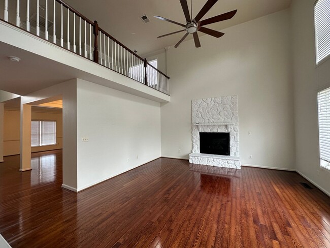 Building Photo - 110 Pangborne Ct