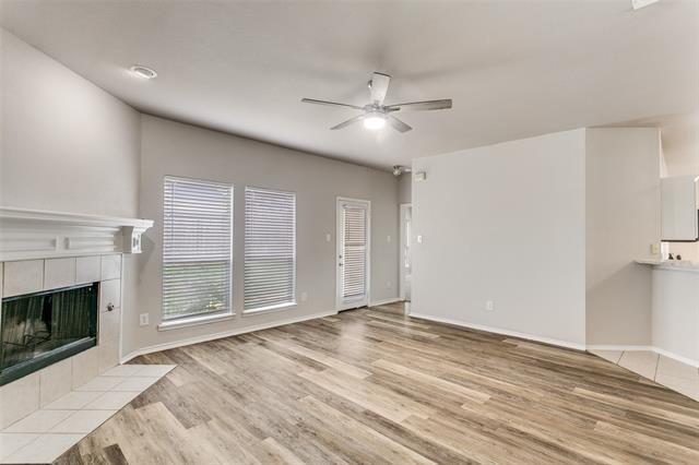 Building Photo - 9705 Hedge Bell Dr