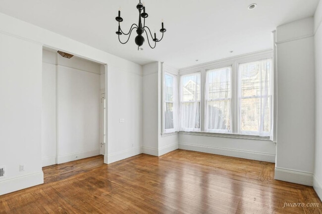 Building Photo - 4037 25th St