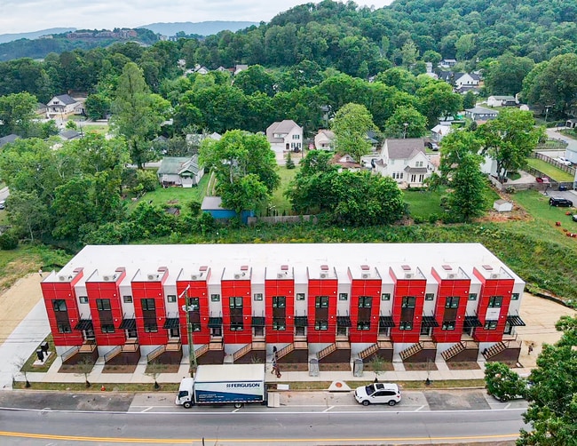 Building Photo - Brand New 2 Bedroom in North Shore