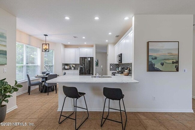 Building Photo - 654 Sweet Orange Terrace