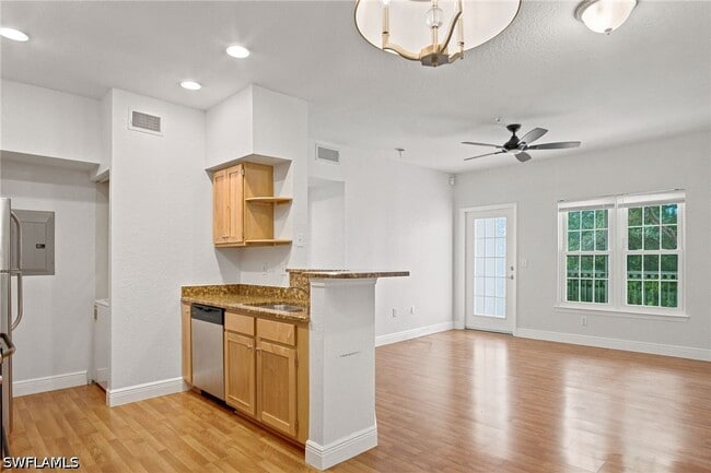 Building Photo - 23560 Walden Center Dr