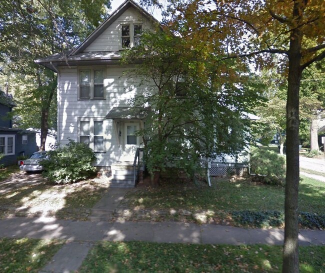 Primary Photo - 402 W Illinois St