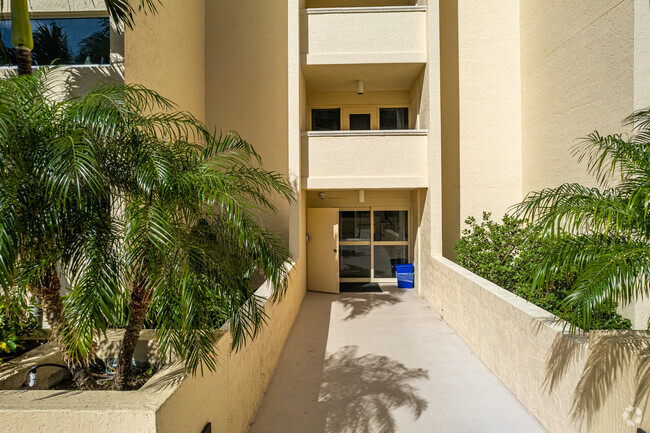 Entrance - Beach House at Naples Cay