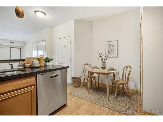 Building Photo - 1505 5th St N