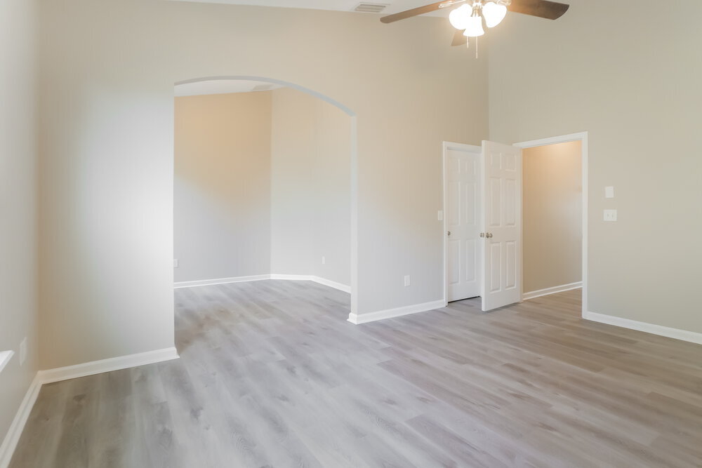 Building Photo - 2241 Blackstone Way