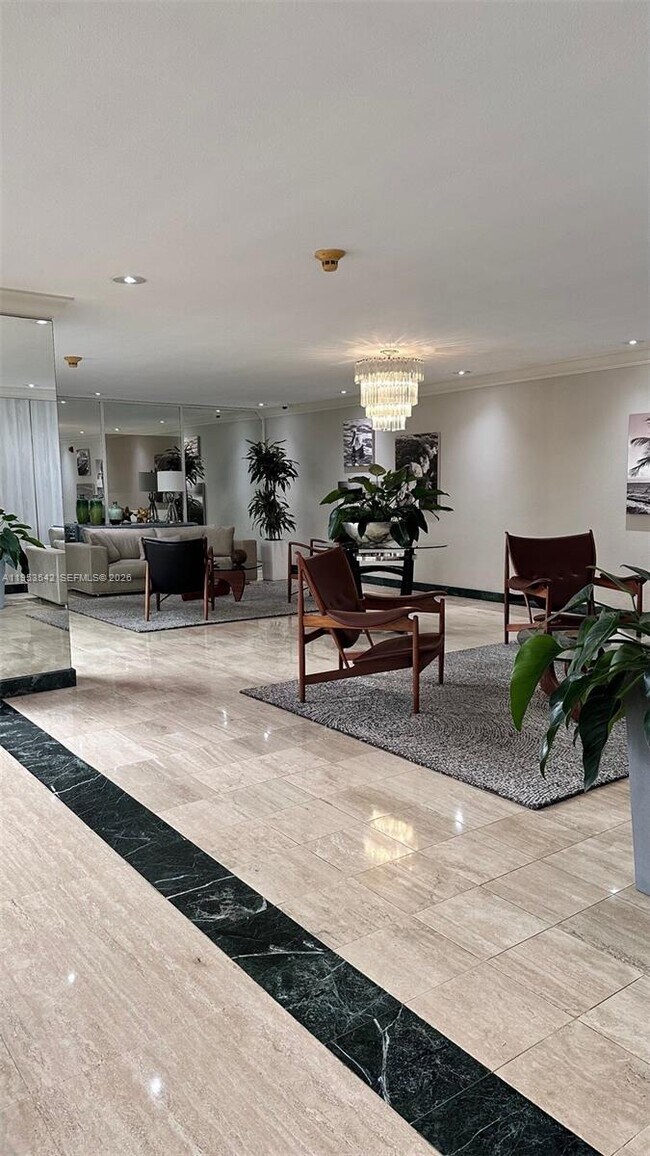 Building Photo - 1408 Brickell Bay Dr