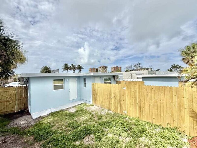 Building Photo - 638 180th Ave E