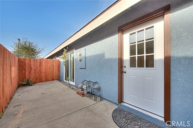 Building Photo - 8585 Lampson Ave