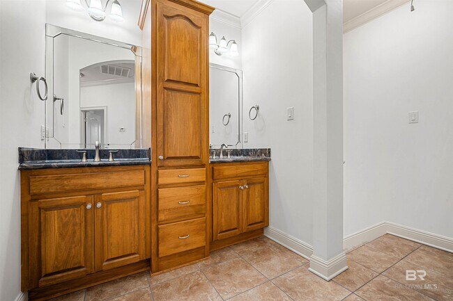 Building Photo - 12424 Cambron Trail