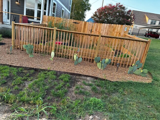 Front Garden Area - 1198 8th St