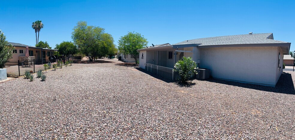 Building Photo - 810 Leisure World