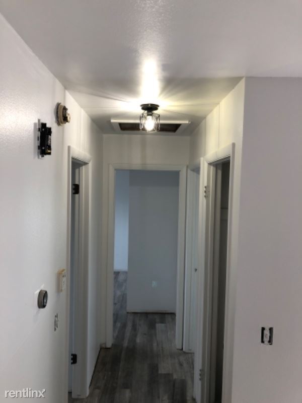 Building Photo - 5 br, 1 bath House - 8723 S 3920 W