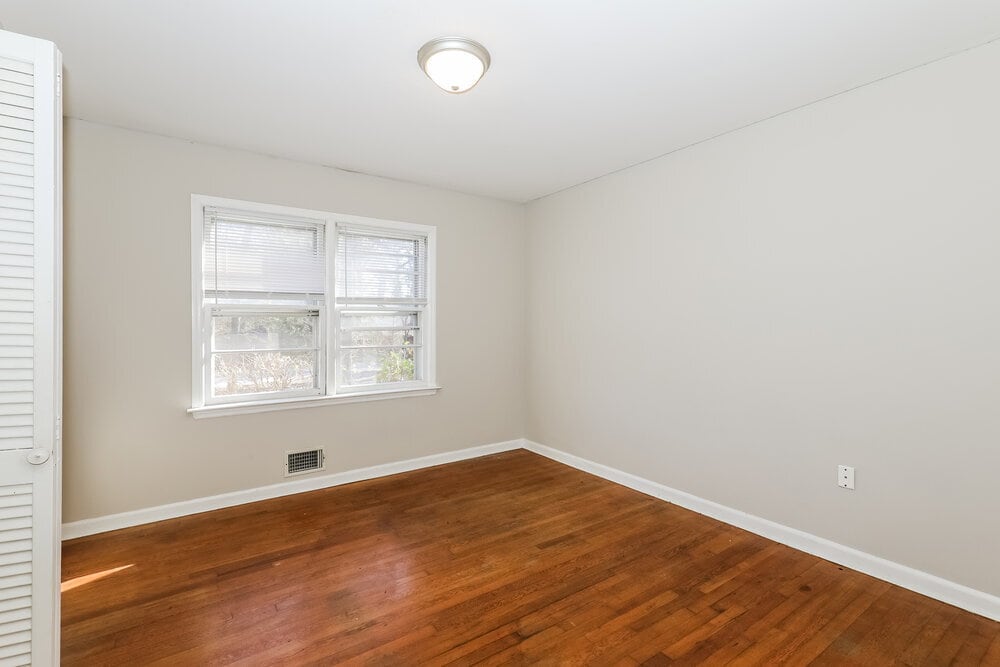 Building Photo - 4775 Ben Hill Rd