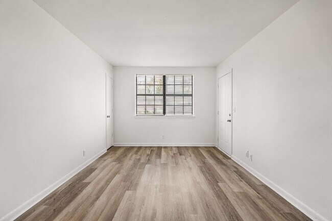 Building Photo - 4558 Brooke Valley Dr