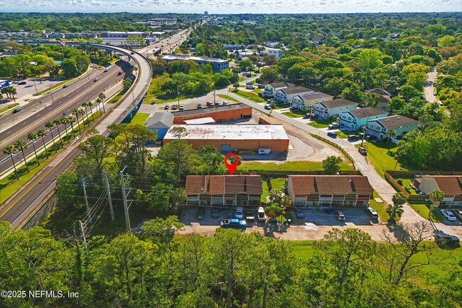 Building Photo - 2505 Waters Edge Dr