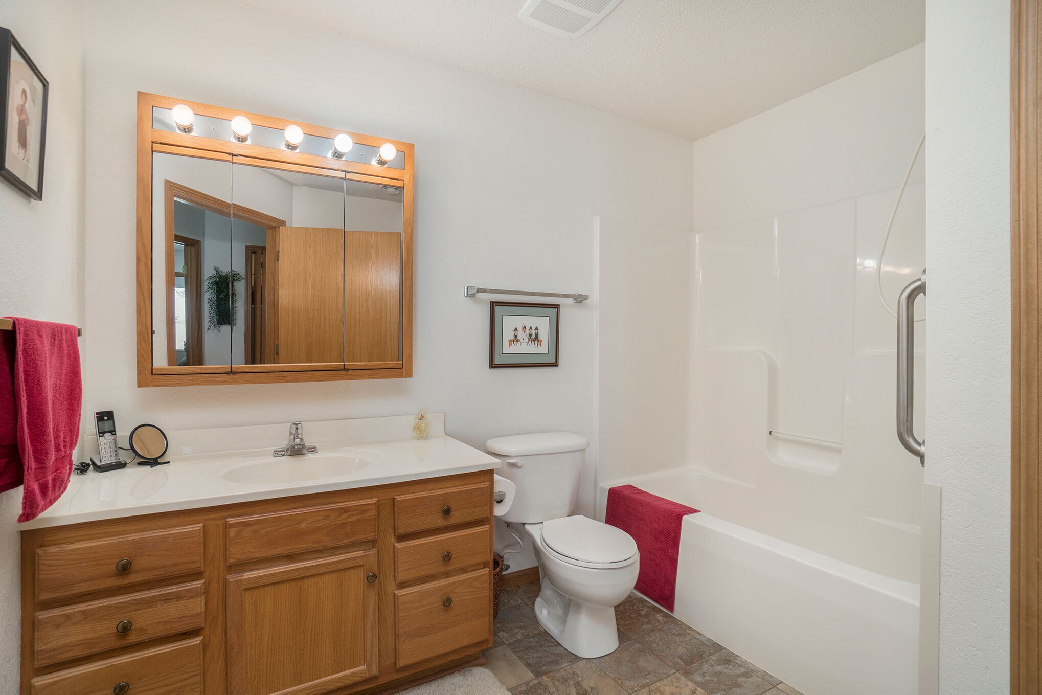 Building Photo - 2600 Poetters Cir