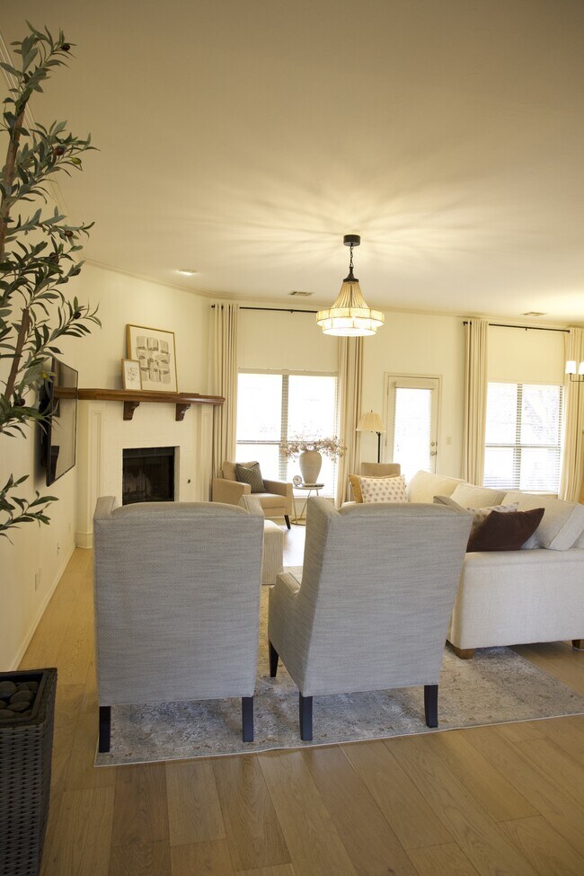 Building Photo - 2708 NW 170th Terrace