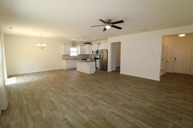 Building Photo - 4740 Wesmar Ct