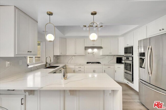 Building Photo - 7939 W 80th St