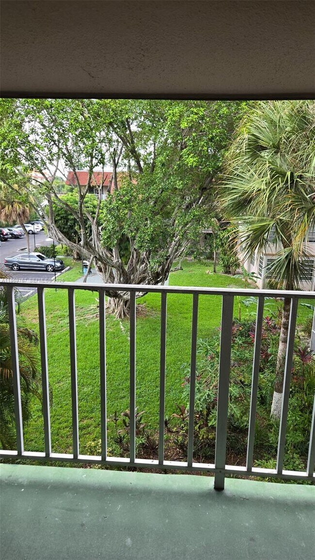 Building Photo - 2901 NW 47th Terrace