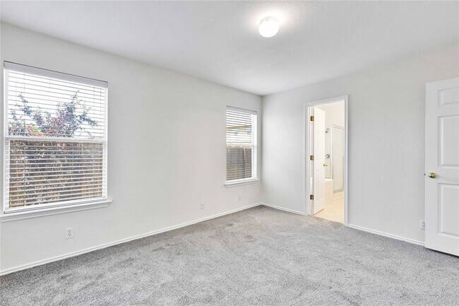 Building Photo - 14418 Pebble Run Path
