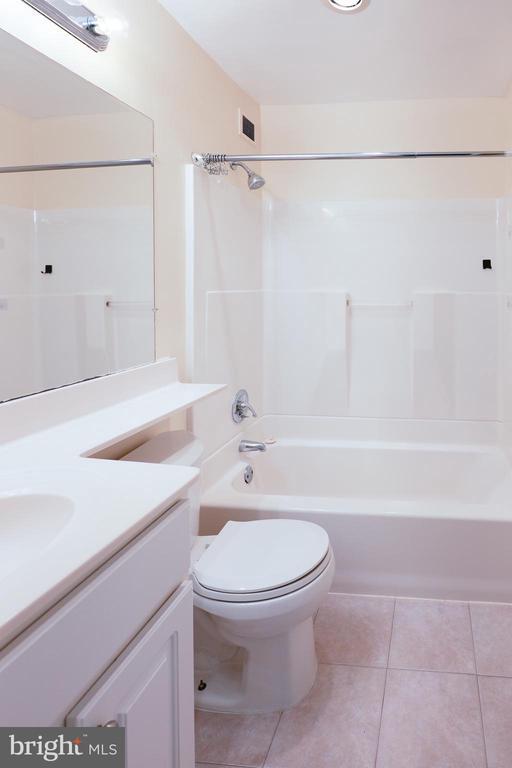 Building Photo - 1730 Arlington Blvd