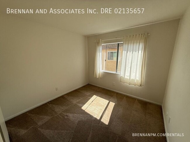 Building Photo - 7756 Nightingale Way