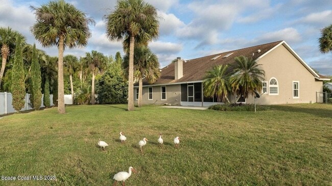 Building Photo - 475 Buttonwood Dr
