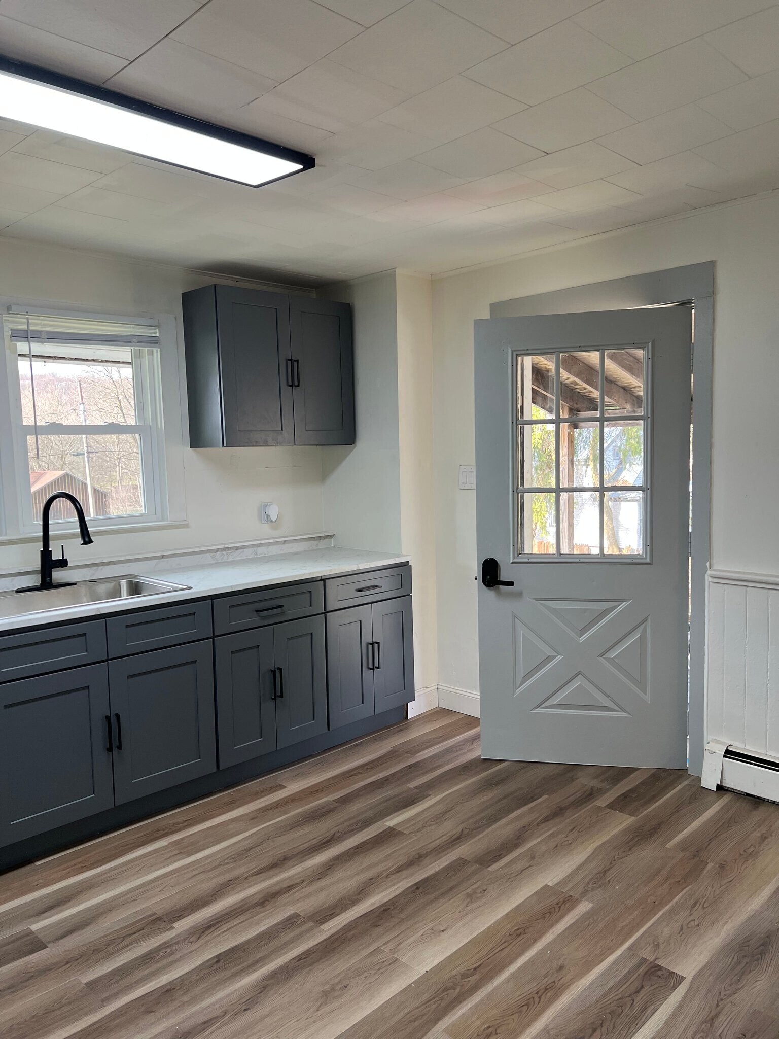 Building Photo - 11 Rickard St