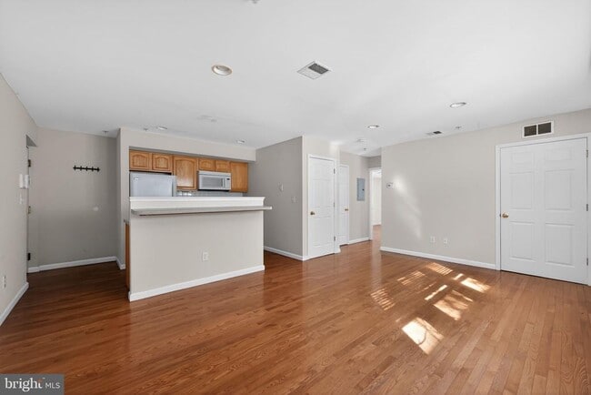 Building Photo - 1521 N 15th St