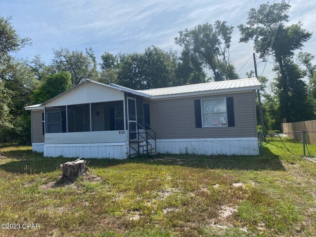 Primary Photo - 9725 Bear St