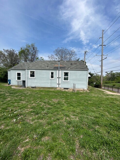 Building Photo - 5637 Jennings Station Rd