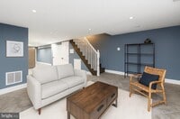 Building Photo - 5817 Belair Rd