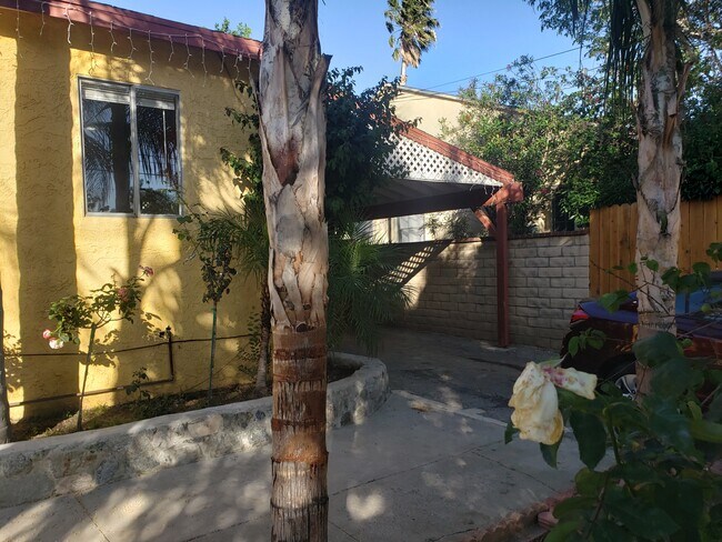 Building Photo - 12818 Woodcock Ave