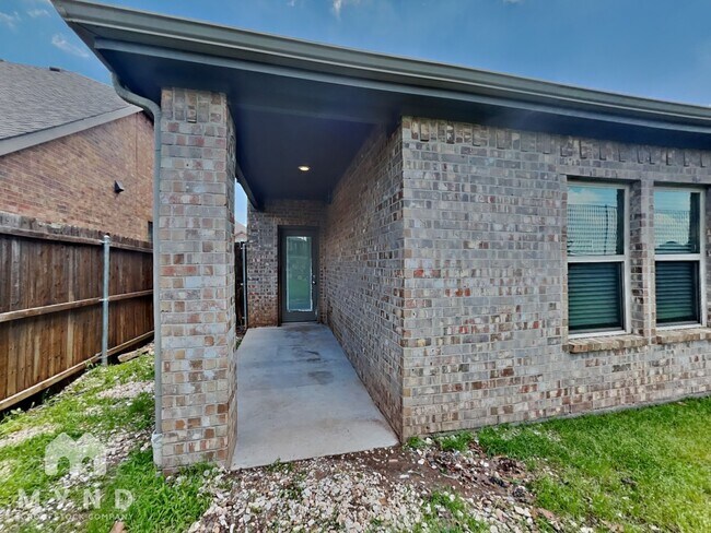 Building Photo - 622 Bassett Hall Rd