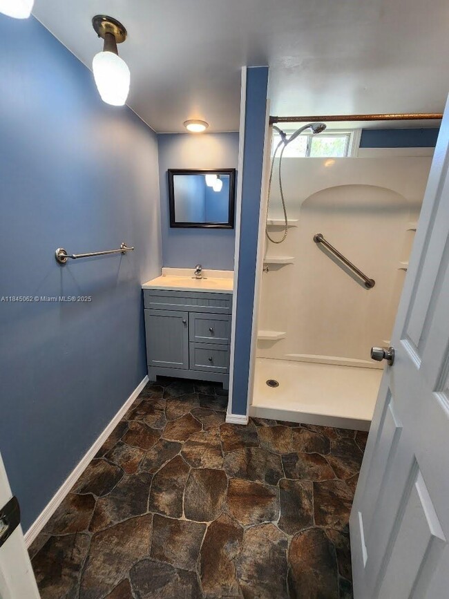 Building Photo - 4248 Hibiscus Cir