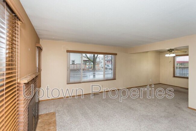 Building Photo - 7207 N Reno Ave