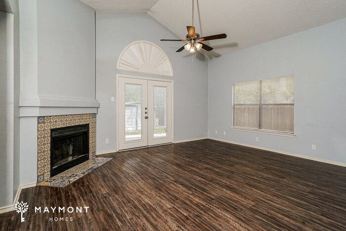 Building Photo - 8039 Sunshine Trail Dr