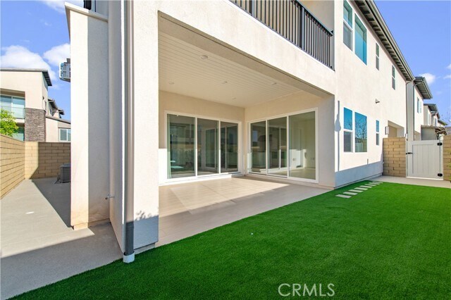 Building Photo - 246 Sora