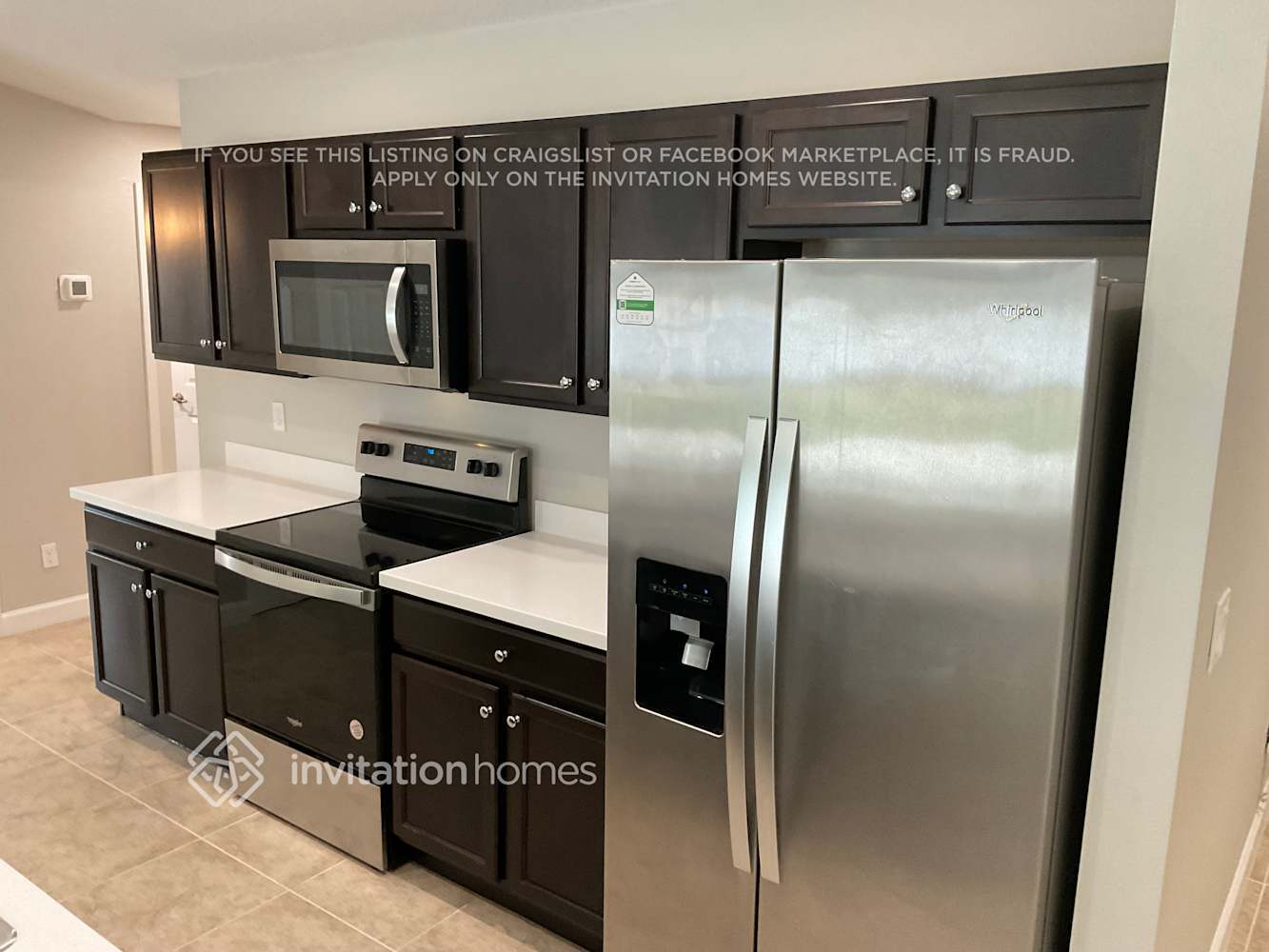 Building Photo - 761 Airoso Rd SE