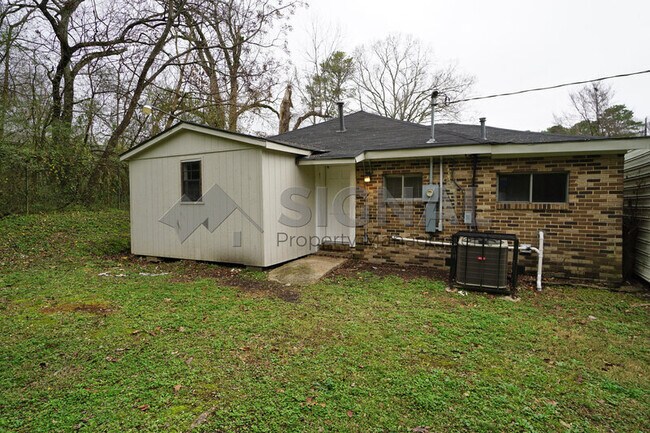 Building Photo - 7619 Henry Ellen Rd